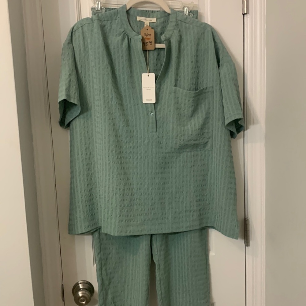 Grade & Gather boutique brand NWT pant set relaxed S poly span blend texture